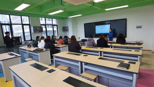 人工智能教学培训会议在湖南省智慧教育装备展示体验中心成功举办，聚焦营利性民办职业技能培训机构发展